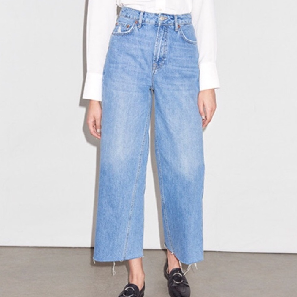 TOPSHOP Petite Moto Wide Leg Raw Hem Cropped Jean